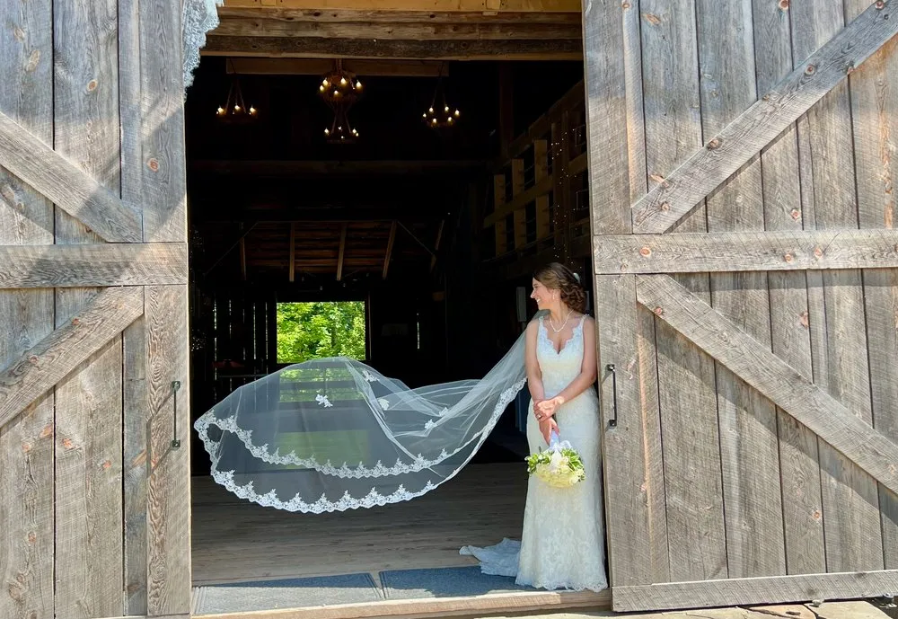 photo opportunity outside the old carter barn